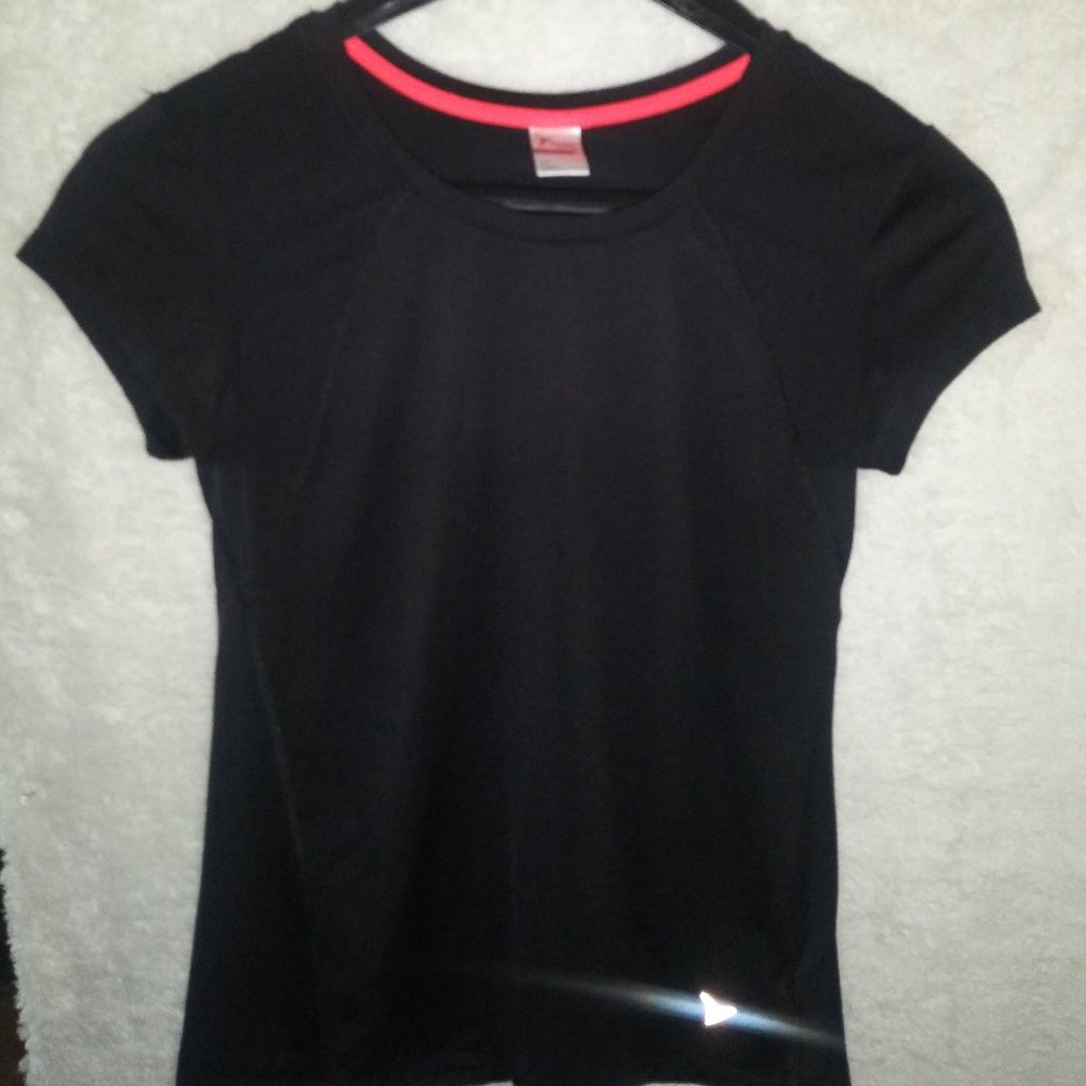 Old Navy Active Go-Dry Black Short Sleeve Activewear Top Women's Size S